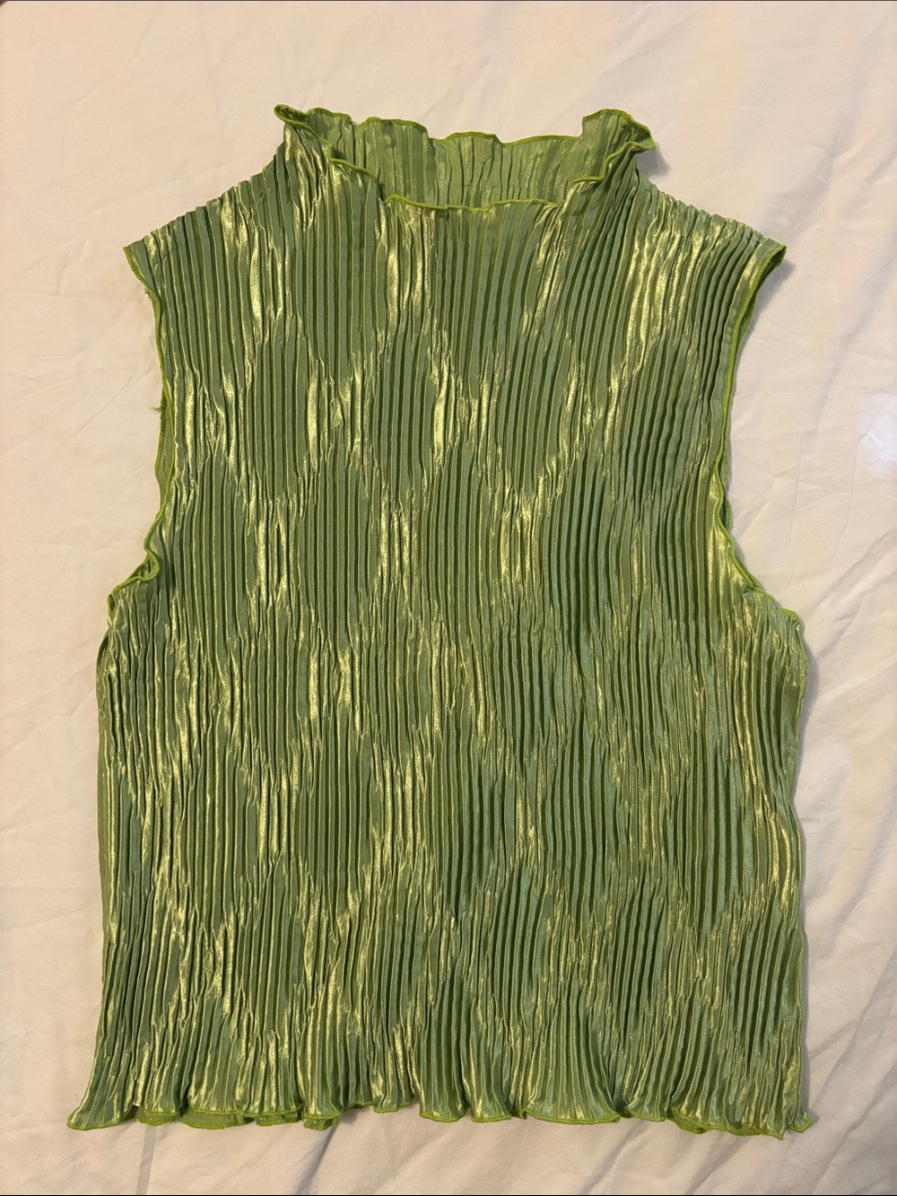 Sleeveless Green Pleated Top